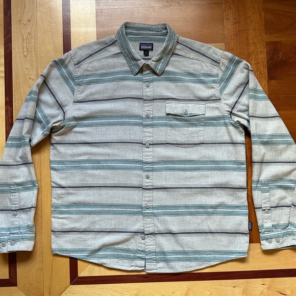 Patagonia Fjord flannel long sleeve button up organic cotton lightweight shirt - Picture 1 of 9
